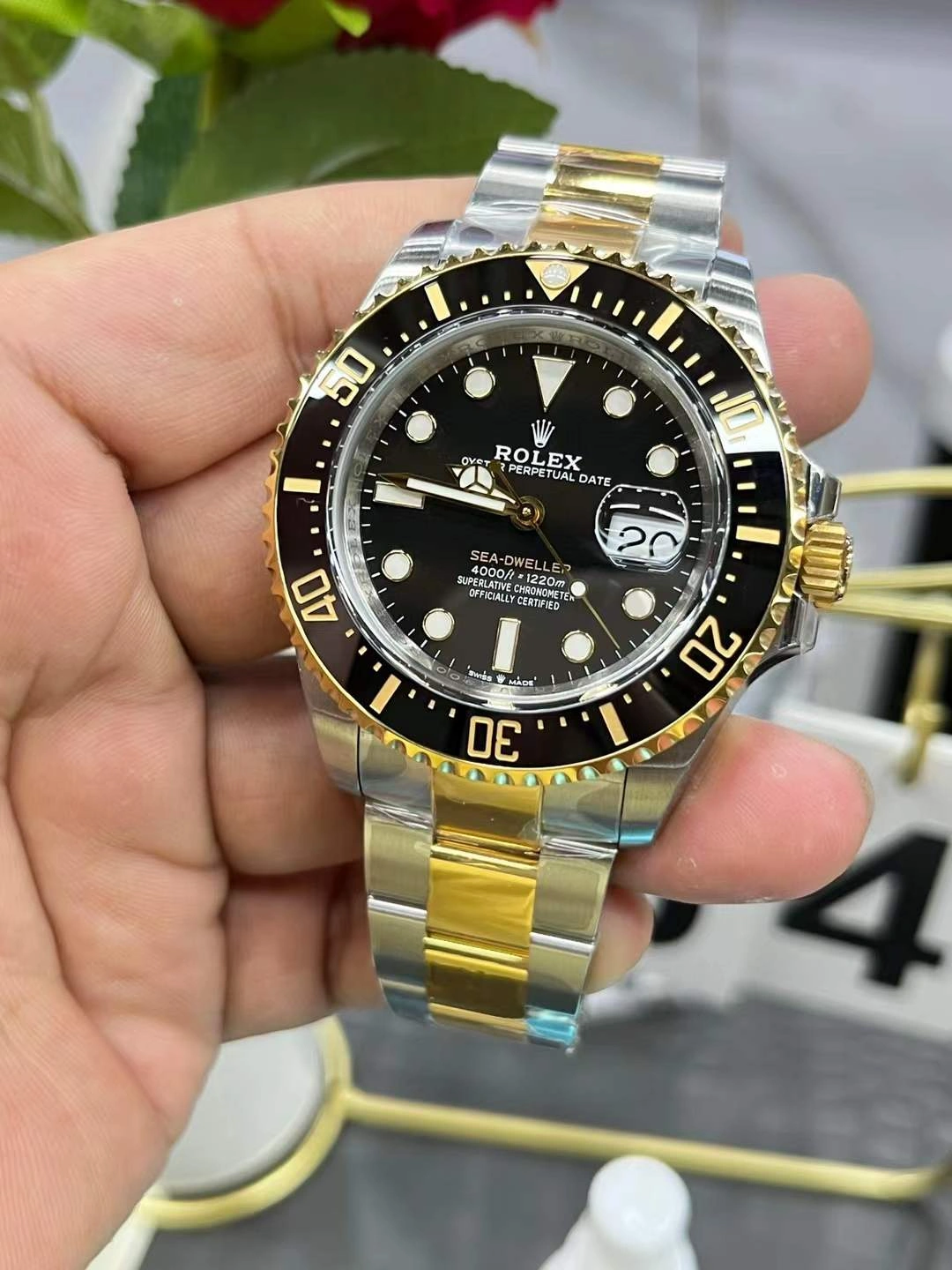 CBD Factory Rolex Sea-Dweller 43mm Two-Tone Yellow Gold Black Dial Ceramic Bezel Oyster Bracelet (126603) 1:1 Super Clone – DD3235 Movement Sporty 185
