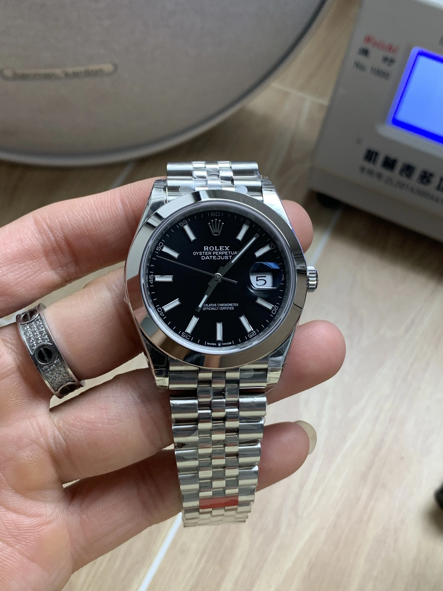 CBD Factory Rolex Datejust 41mm Black Dial Smooth Bezel Jubilee Bracelet (126300) 1:1 Super Clone – DD3235 Movement TimelessDesign 69