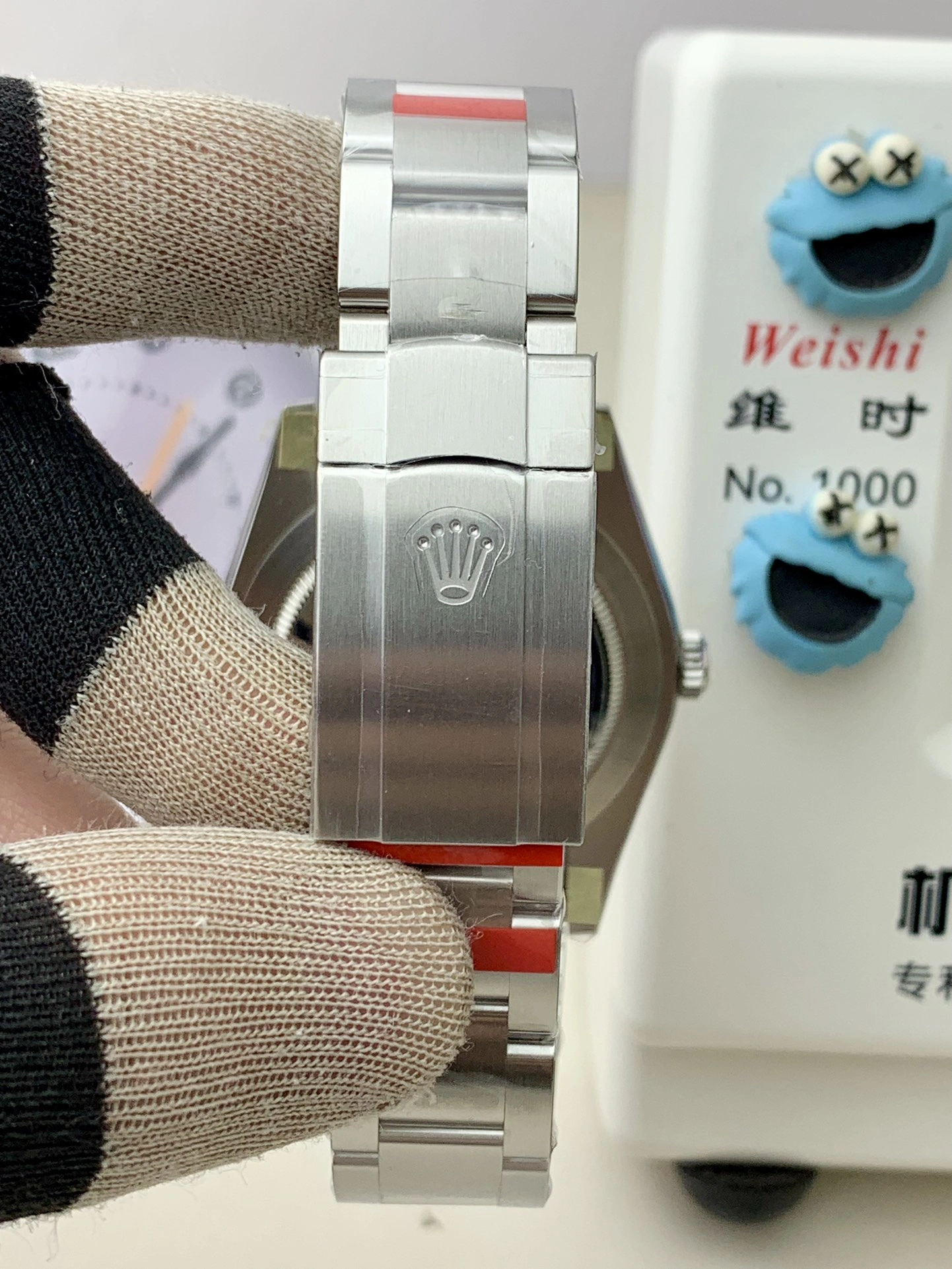 CBD Factory Rolex Oyster Perpetual 41mm Candy Pink Lacquer Dial Smooth Bezel Oyster Bracelet (124300 Custom) 1:1 Super Clone – DD3230 Movement Soft 167