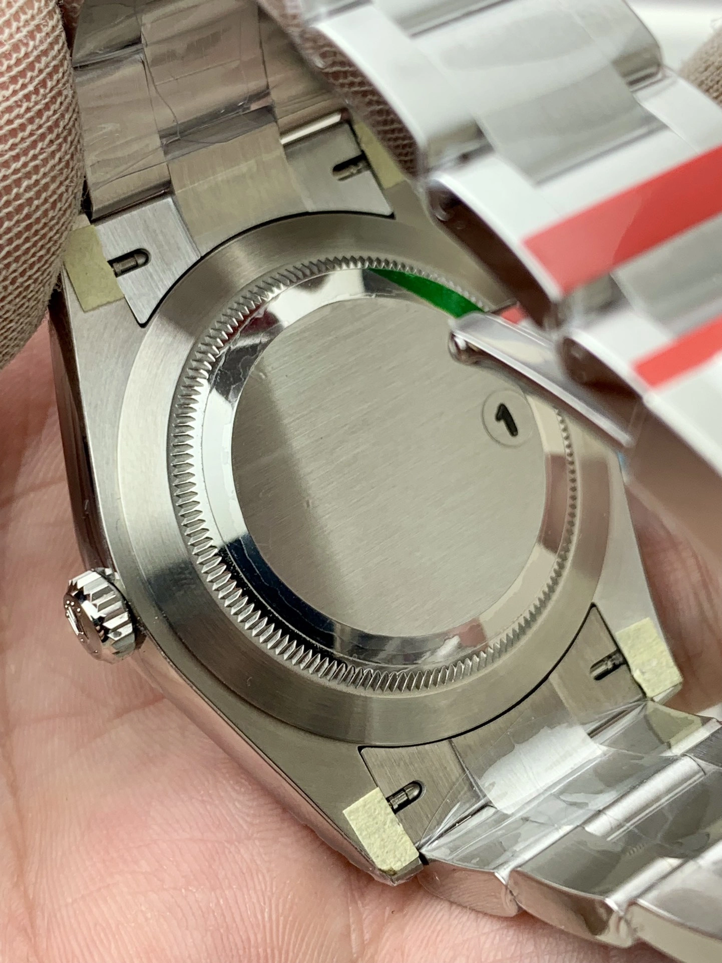 CBD Factory Rolex Oyster Perpetual 41mm Candy Pink Lacquer Dial Smooth Bezel Oyster Bracelet (124300 Custom) 1:1 Super Clone – DD3230 Movement Soft 167