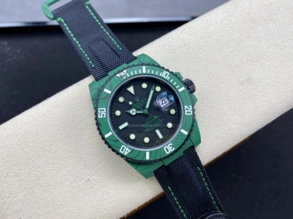 CBD Factory Rolex Submariner Date “DiW Green Devil” Layered Green Carbon (Custom Edition) 1:1 Super Clone – DD3135 Movement Minimalist 199