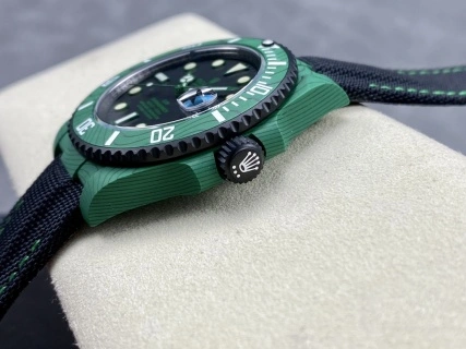 CBD Factory Rolex Submariner Date “DiW Green Devil” Layered Green Carbon (Custom Edition) 1:1 Super Clone – DD3135 Movement Minimalist 199