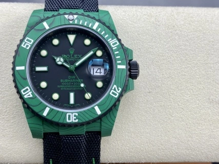 CBD Factory Rolex Submariner Date “DiW Green Devil” Layered Green Carbon (Custom Edition) 1:1 Super Clone – DD3135 Movement Minimalist 199