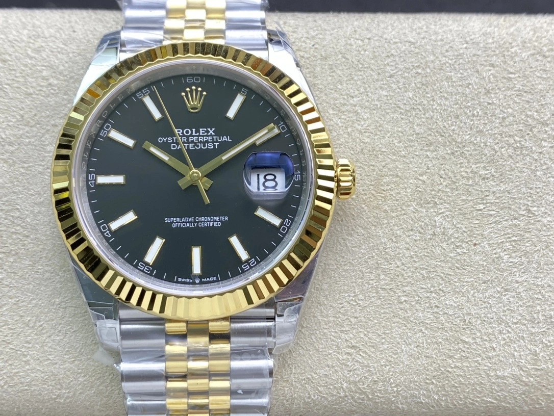 Breathable CBD Factory Rolex Datejust 41mm Two-Tone Yellow Gold Green Dial Fluted Bezel Jubilee Bracelet (126333) 1:1 Super Clone – DD3235 Movement 88