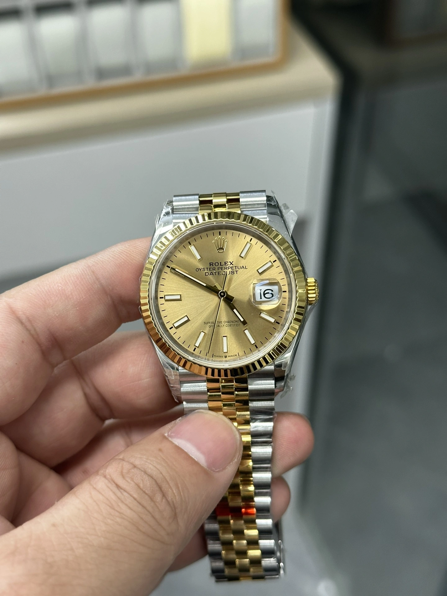 CBD Factory Rolex Datejust 36mm Two-Tone Yellow Gold Sunburst Champagne Dial Jubilee Bracelet (126233) 1:1 Super Clone – DD3235 Movement Supportive 118