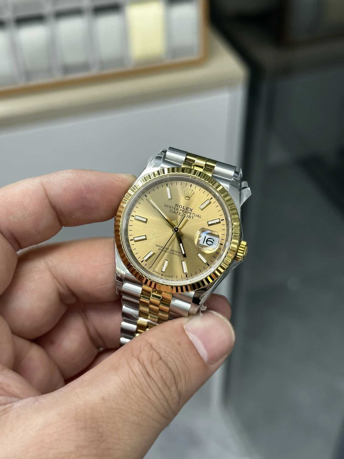 CBD Factory Rolex Datejust 36mm Two-Tone Yellow Gold Sunburst Champagne Dial Jubilee Bracelet (126233) 1:1 Super Clone – DD3235 Movement Supportive 118