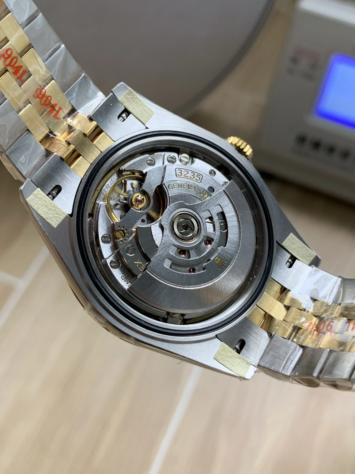 CBD Factory Rolex Datejust 41mm Two-Tone Yellow Gold White Dial Smooth Bezel Jubilee Bracelet (126303) 1:1 Super Clone – DD3235 Movement Trendsetting 91