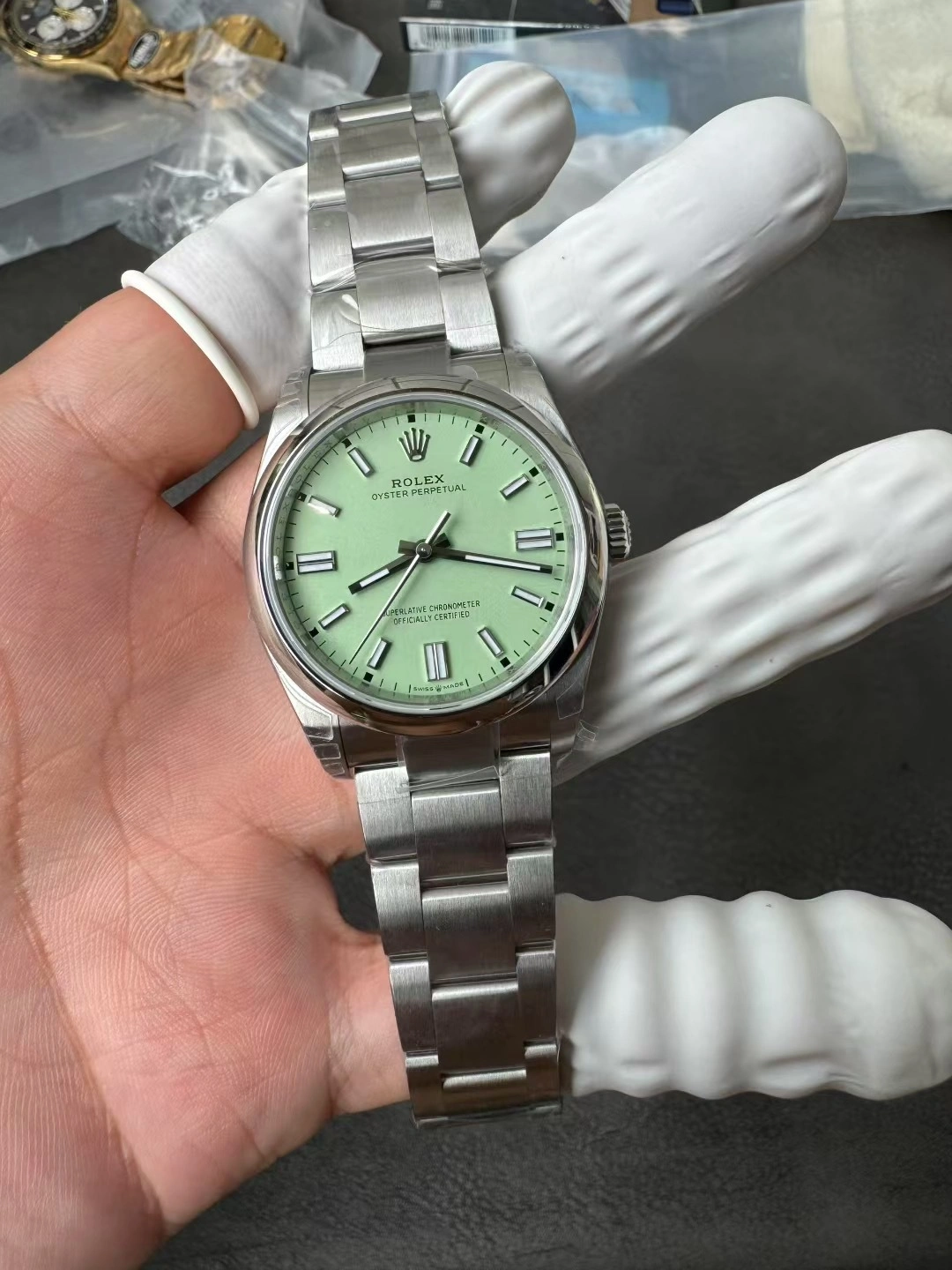 TopPick CBD Factory Rolex Oyster Perpetual 36mm Green Lacquer Dial Smooth Bezel Oyster Bracelet (126000) 1:1 Super Clone – DD3230 Movement 179