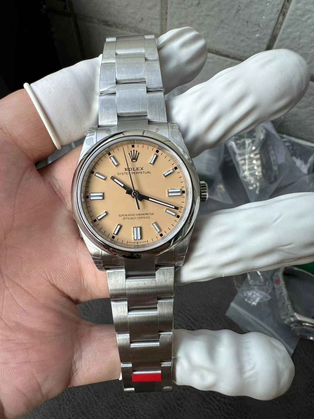 CBD Factory Rolex Oyster Perpetual 36mm Candy Pink Lacquer Dial Smooth Bezel Oyster Bracelet (126000) 1:1 Super Clone – DD3230 Movement Fashionable 177