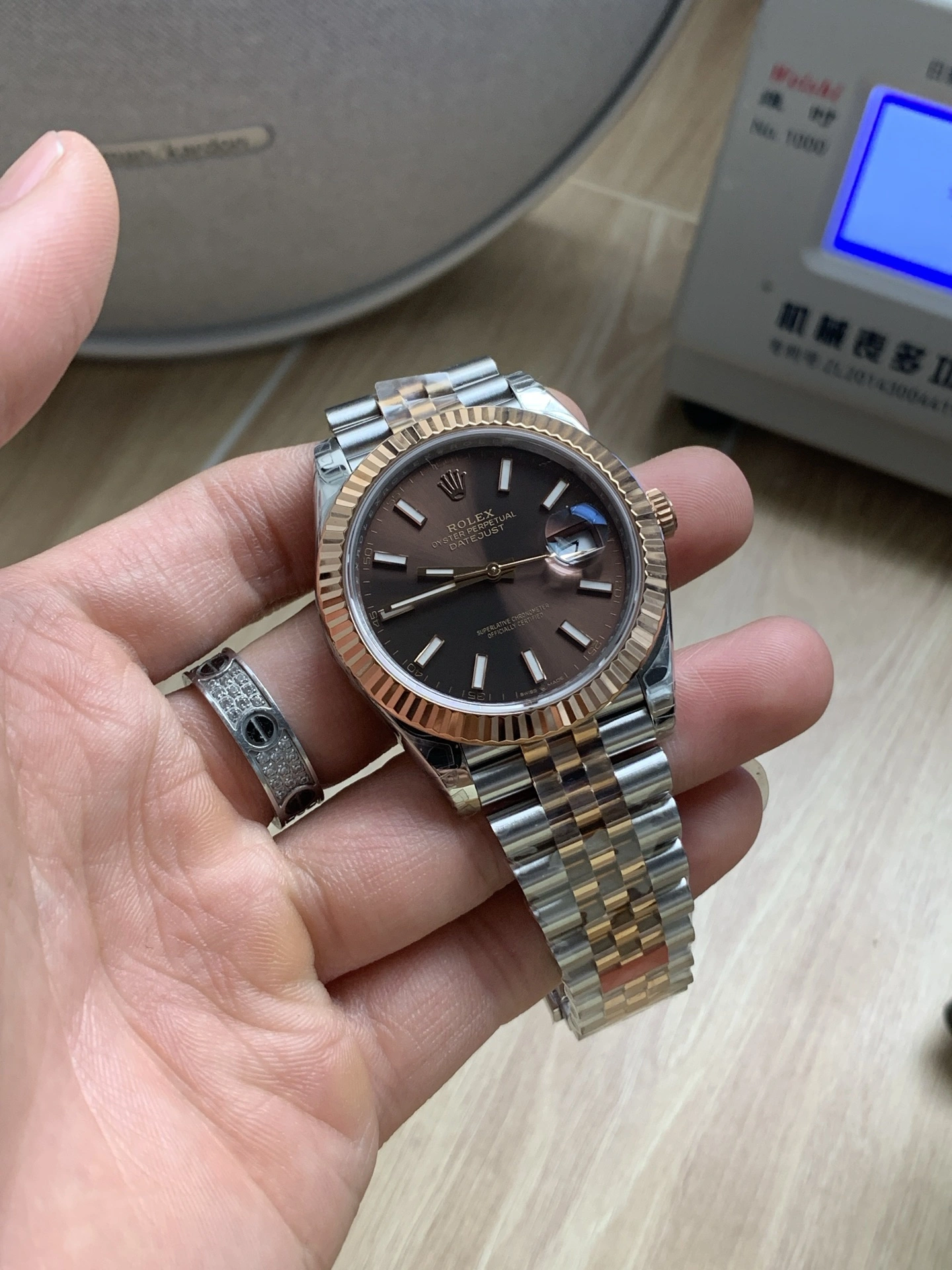 Effortless CBD Factory Rolex Datejust 41mm Two-Tone Rose Gold Chocolate Dial Jubilee Bracelet (126331) 1:1 Super Clone – DD3235 Movement 78