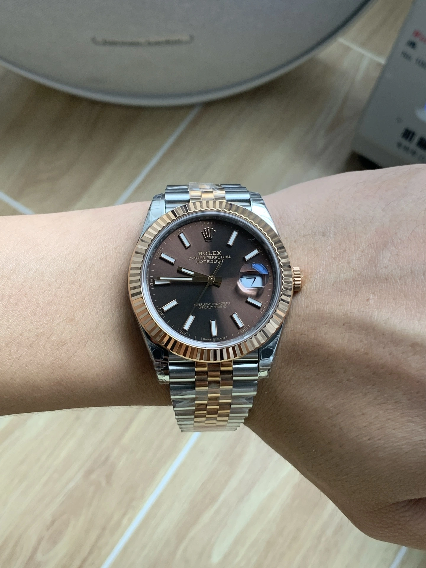 Effortless CBD Factory Rolex Datejust 41mm Two-Tone Rose Gold Chocolate Dial Jubilee Bracelet (126331) 1:1 Super Clone – DD3235 Movement 78