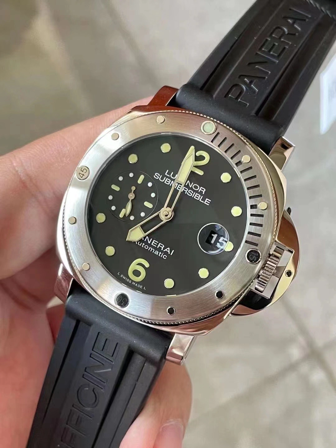 CBD Factory Panerai Submersible 44mm PAM01024 1:1 Super Clone – DD Engine Movement Durable 394