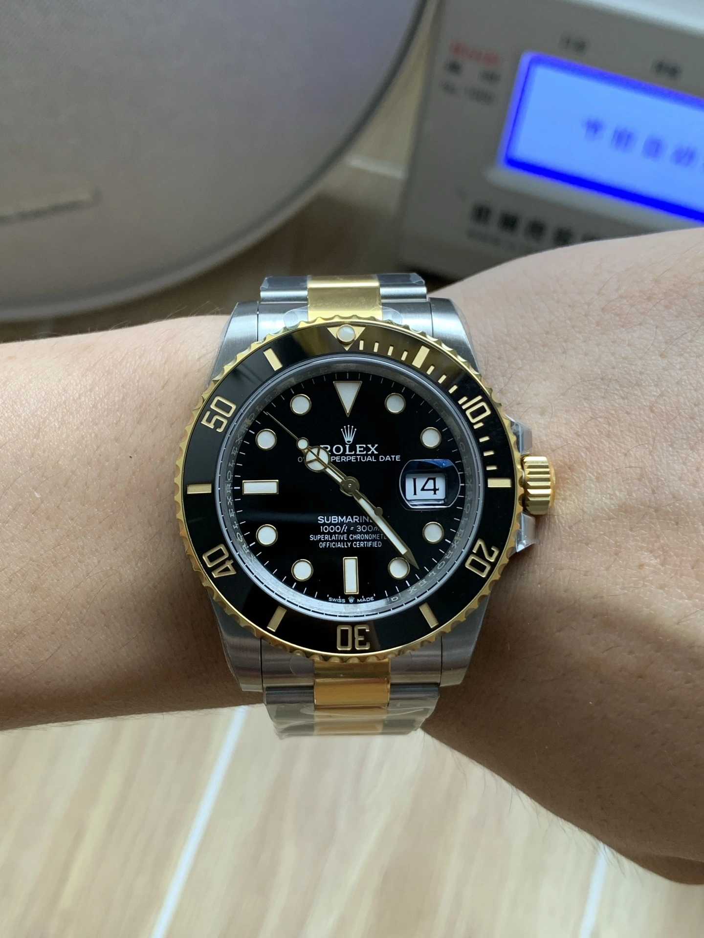 Practical CBD Factory Rolex Submariner Date “Two-Tone Black” 18K Yellow Gold 41mm (126613LN) 1:1 Super Clone – DD3235 Movement 190