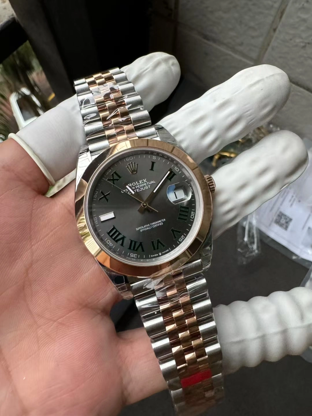 TopPick CBD Factory Rolex Datejust 41mm Two-Tone Rose Gold Slate Grey”Wimbledon” Dial Smooth Bezel Jubilee Bracelet (126301) 1:1 Super Clone – DD3235 Movement 80