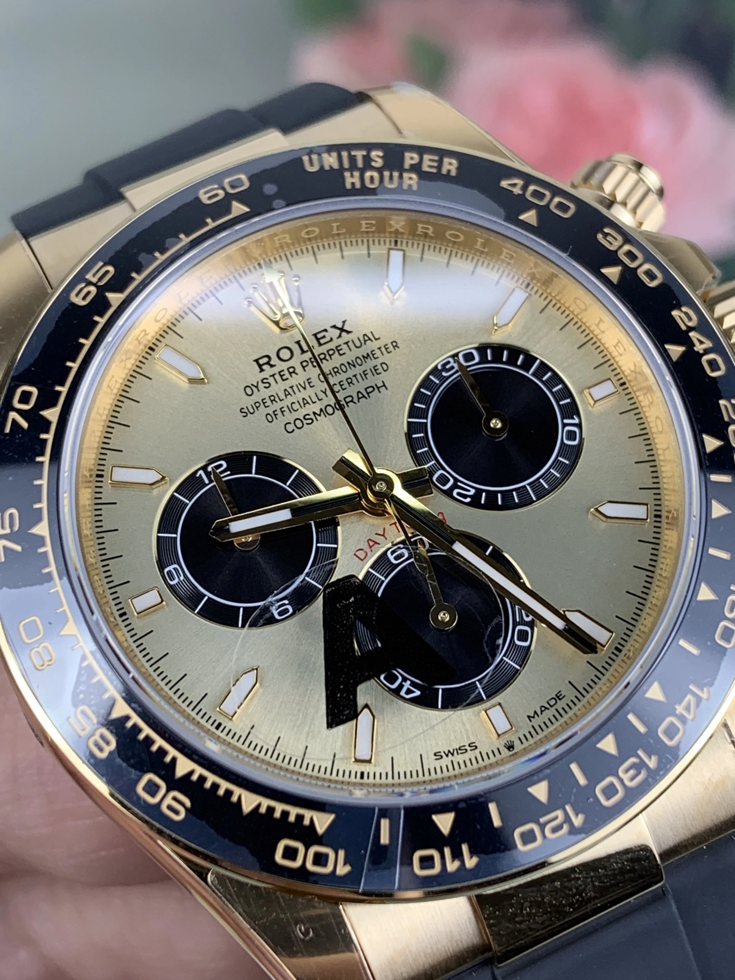 Snug CBD Factory Rolex Cosmograph Daytona Yellow Gold “Shawn Yue” Champagne Dial Rubber Strap (126518LN) 1:1 Super Clone – DD4131 Movement 23