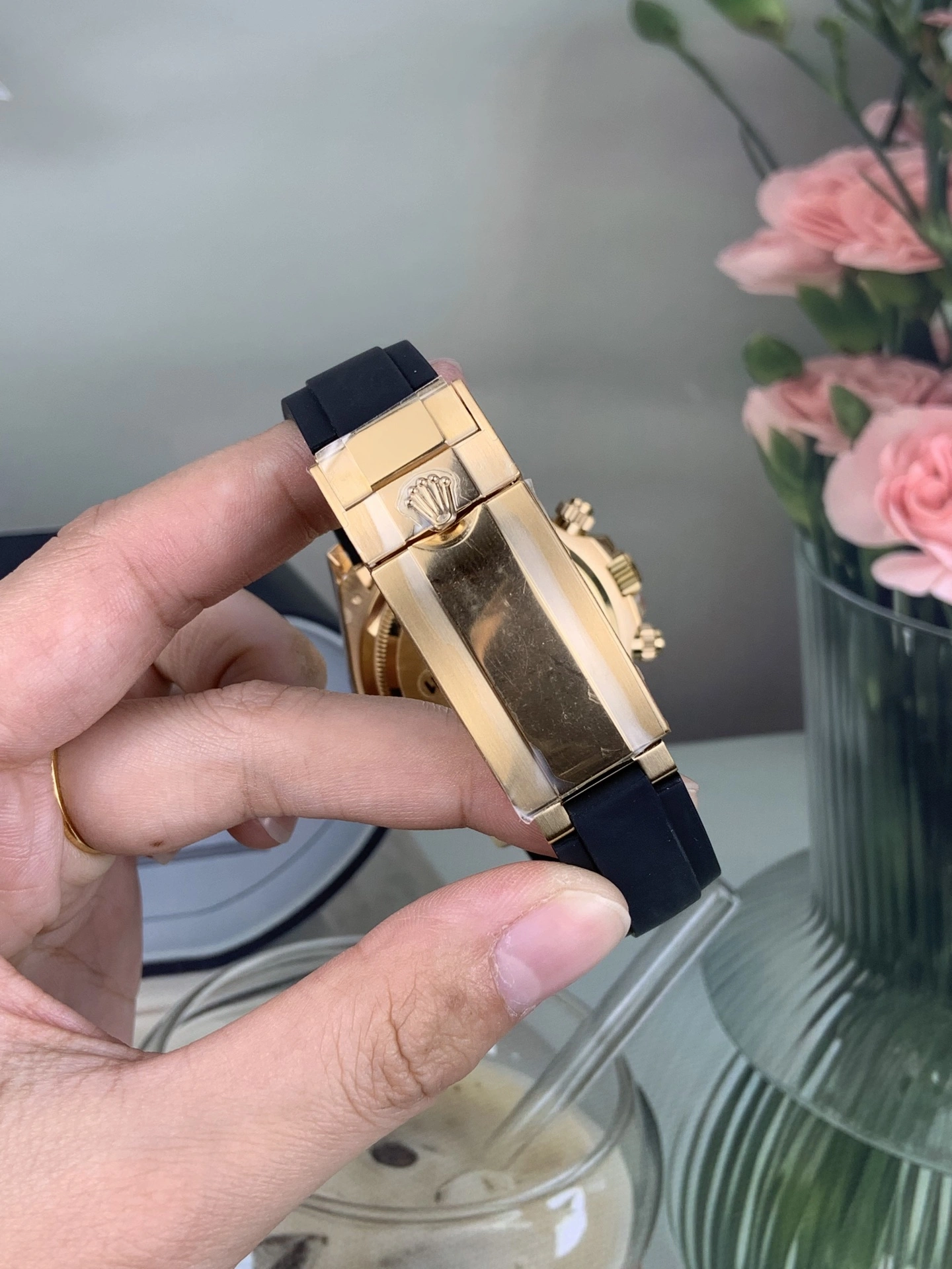 Snug CBD Factory Rolex Cosmograph Daytona Yellow Gold “Shawn Yue” Champagne Dial Rubber Strap (126518LN) 1:1 Super Clone – DD4131 Movement 23