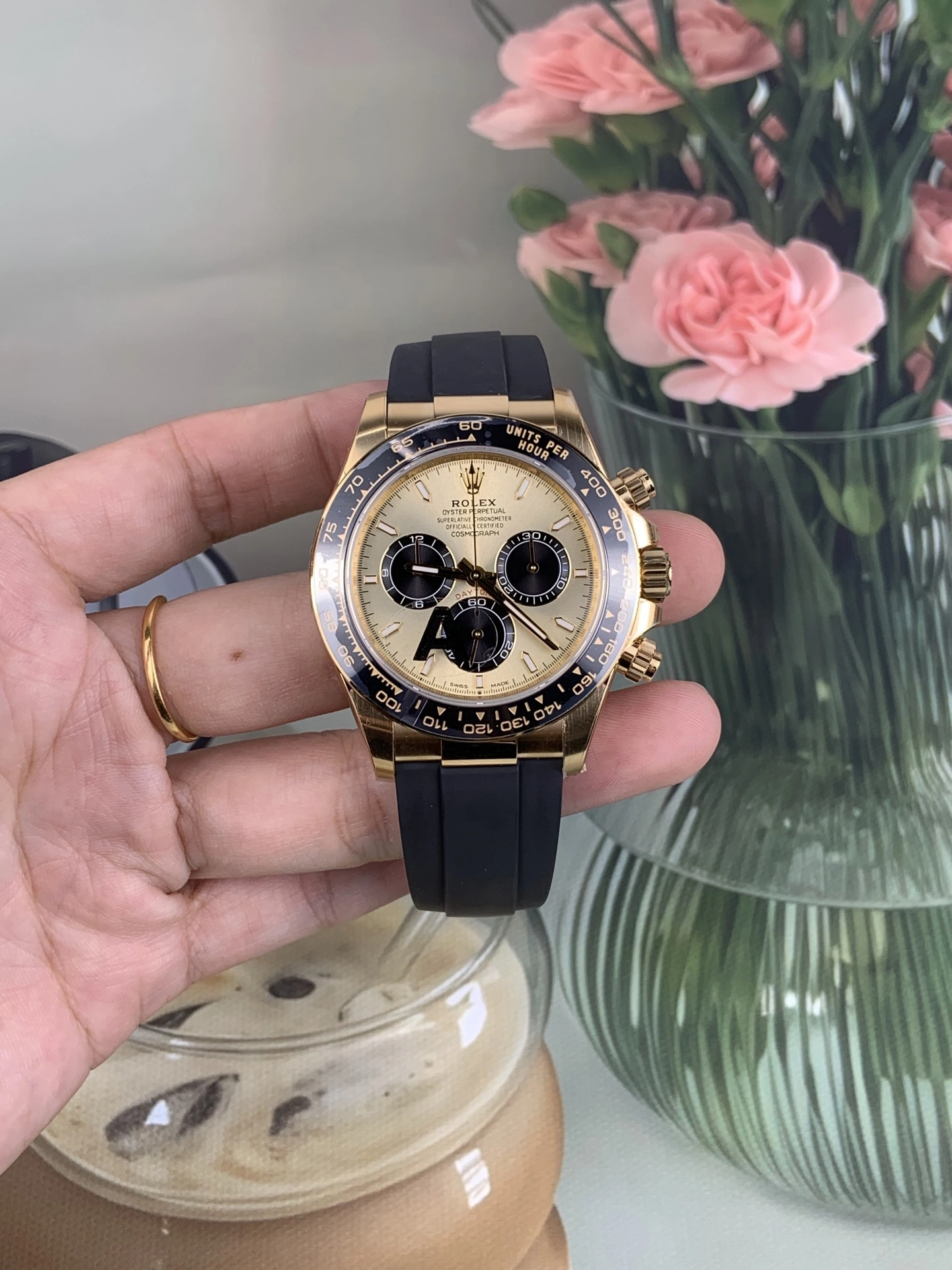 Snug CBD Factory Rolex Cosmograph Daytona Yellow Gold “Shawn Yue” Champagne Dial Rubber Strap (126518LN) 1:1 Super Clone – DD4131 Movement 23