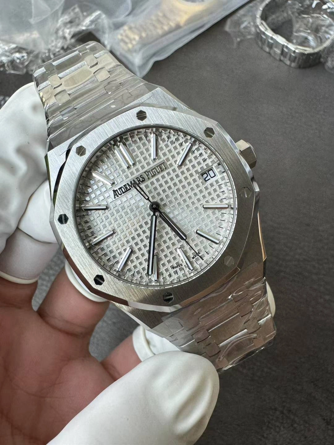 CBD Factory Audemars Piguet Royal Oak 41mm Silver Dial (15510ST) 1:1 Super Clone – DD4302 Movement ModernLook 349