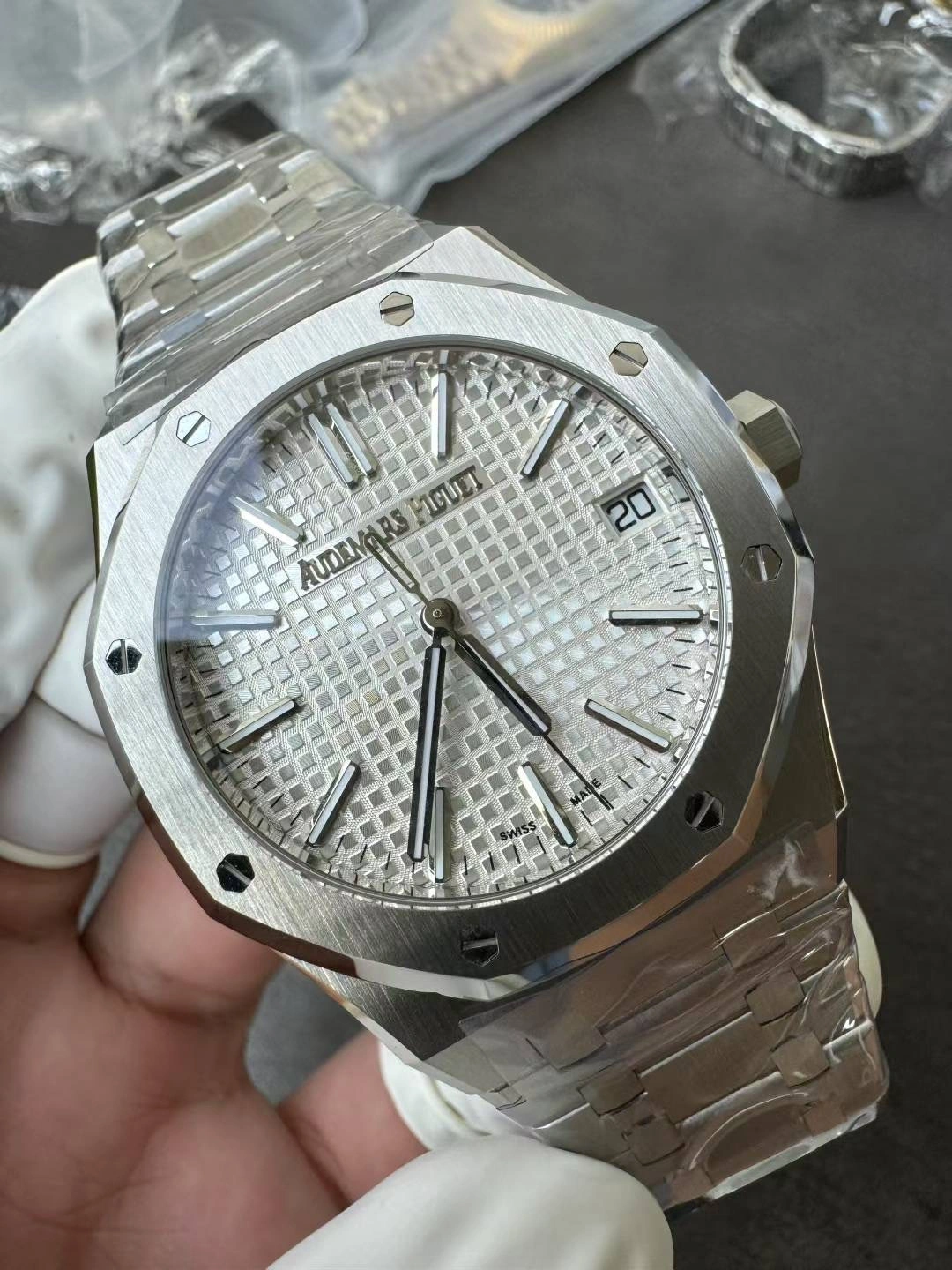 CBD Factory Audemars Piguet Royal Oak 41mm Silver Dial (15510ST) 1:1 Super Clone – DD4302 Movement ModernLook 349