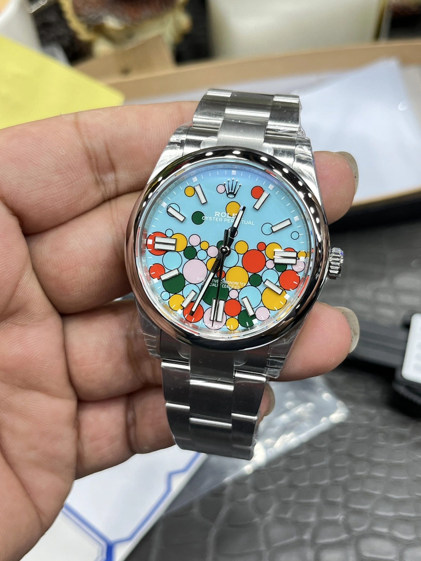 HighQuality CBD Factory Rolex Oyster Perpetual 41mm “Celebration Bubble” Motif Dial Smooth Bezel Oyster Bracelet (124300) 1:1 Super Clone – DD3230 Movement 165