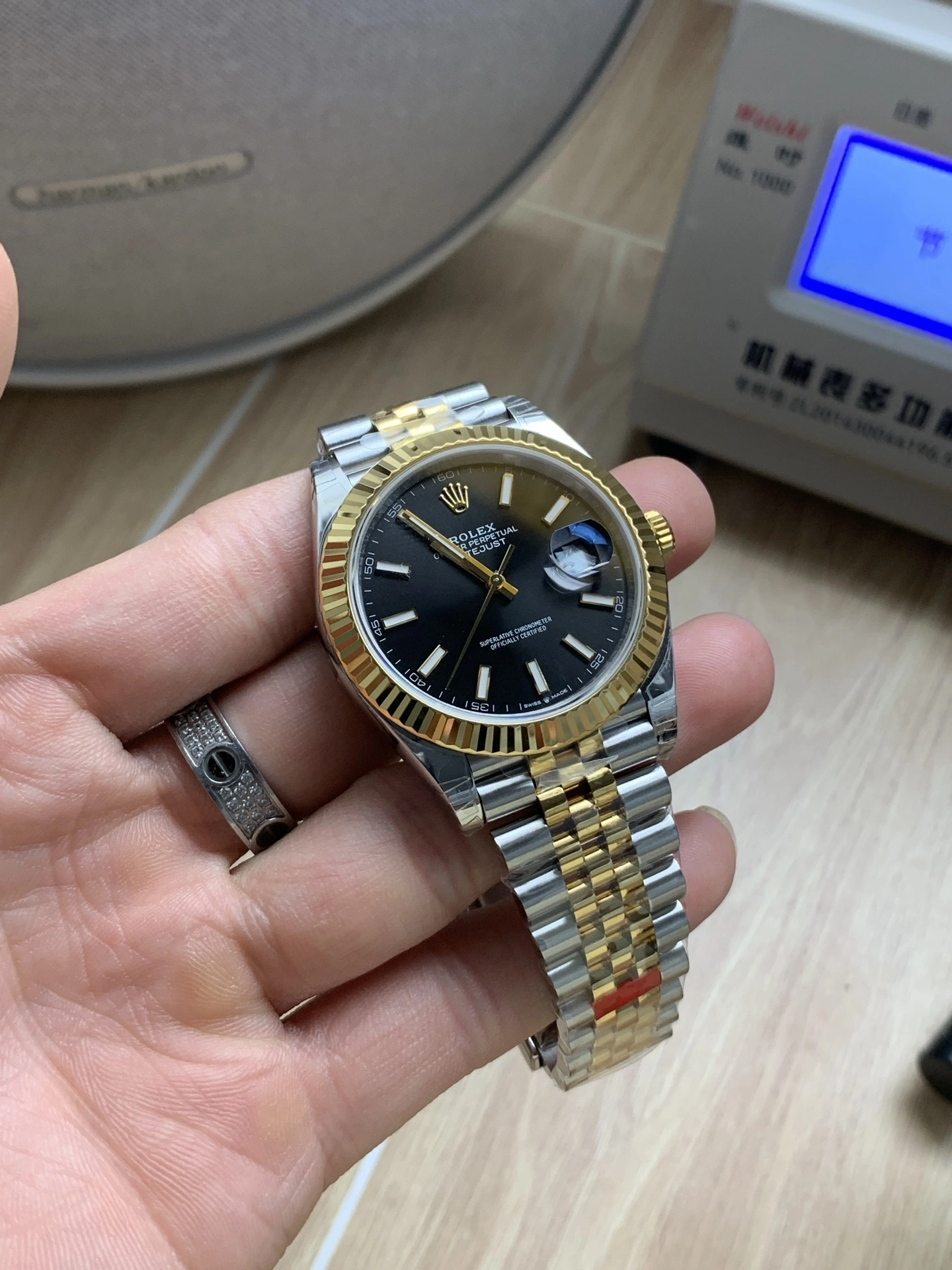 GoodFit CBD Factory Rolex Datejust 41mm Two-Tone Yellow Gold Black Dial Jubilee Bracelet (126333) 1:1 Super Clone – DD3235 Movement 82