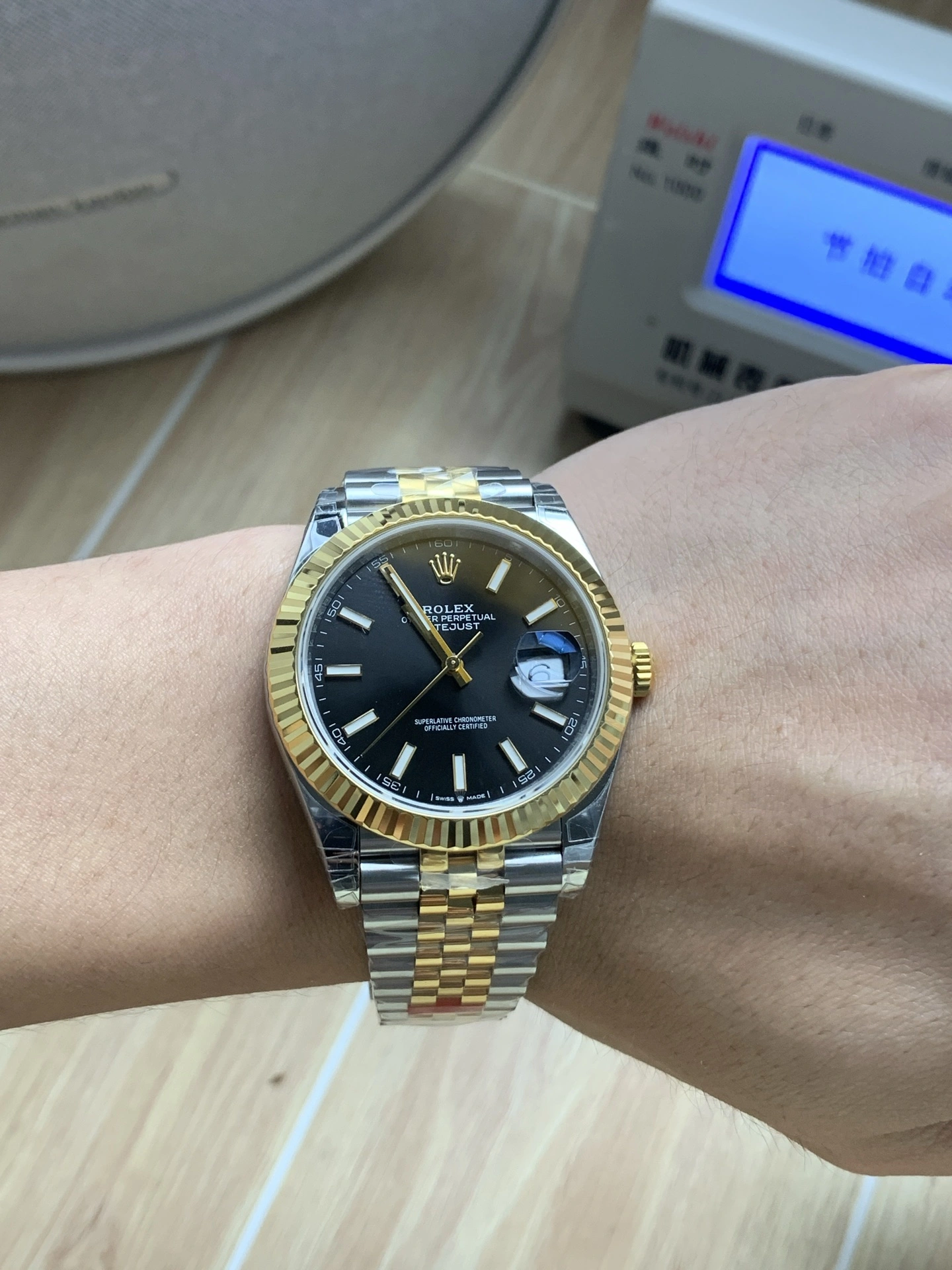 GoodFit CBD Factory Rolex Datejust 41mm Two-Tone Yellow Gold Black Dial Jubilee Bracelet (126333) 1:1 Super Clone – DD3235 Movement 82