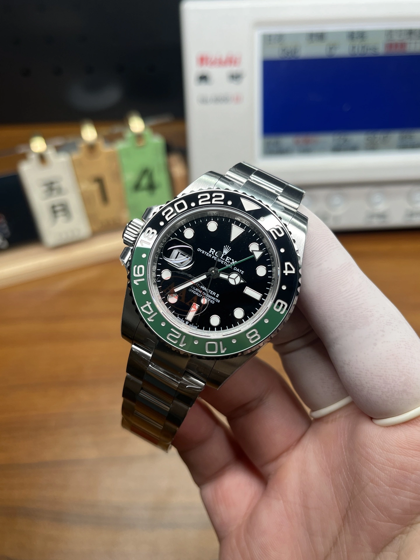 CBD Factory Rolex GMT-Master II “Sprite” Left-Handed Black Green Oyster Bracelet (126720VTNR) 1:1 Super Clone – DD3285 Movement Bright 151