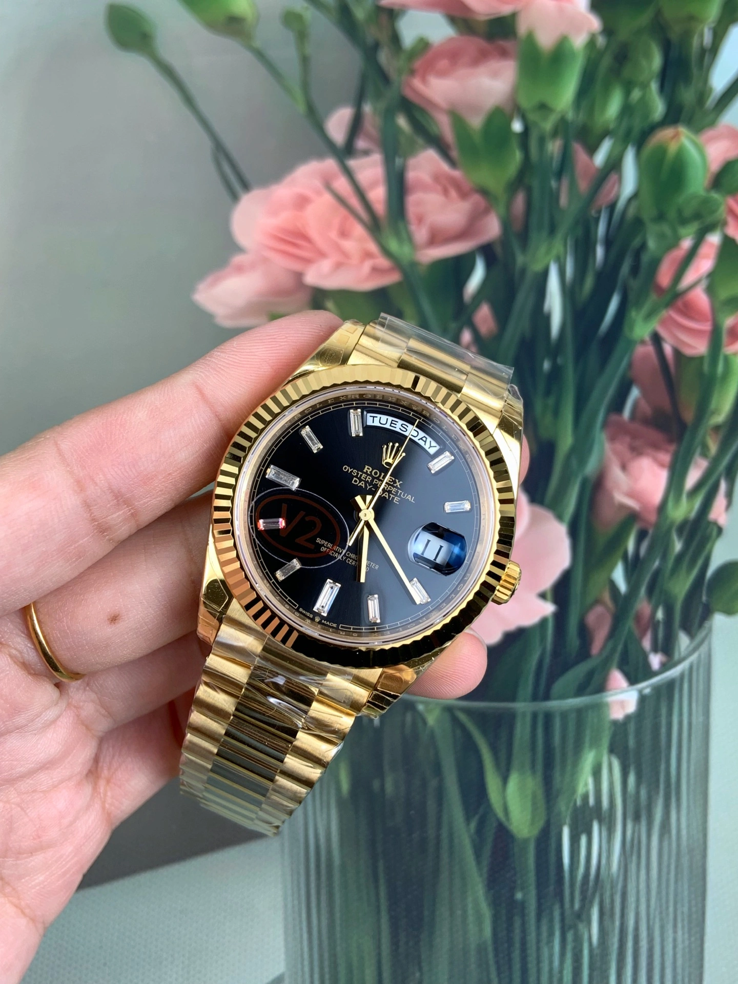 CBD Factory Rolex Day-Date 40 Yellow Gold Black Baguette Diamond Dial (228238) V2 1:1 Super Clone – DD3255 Movement Breathable 175