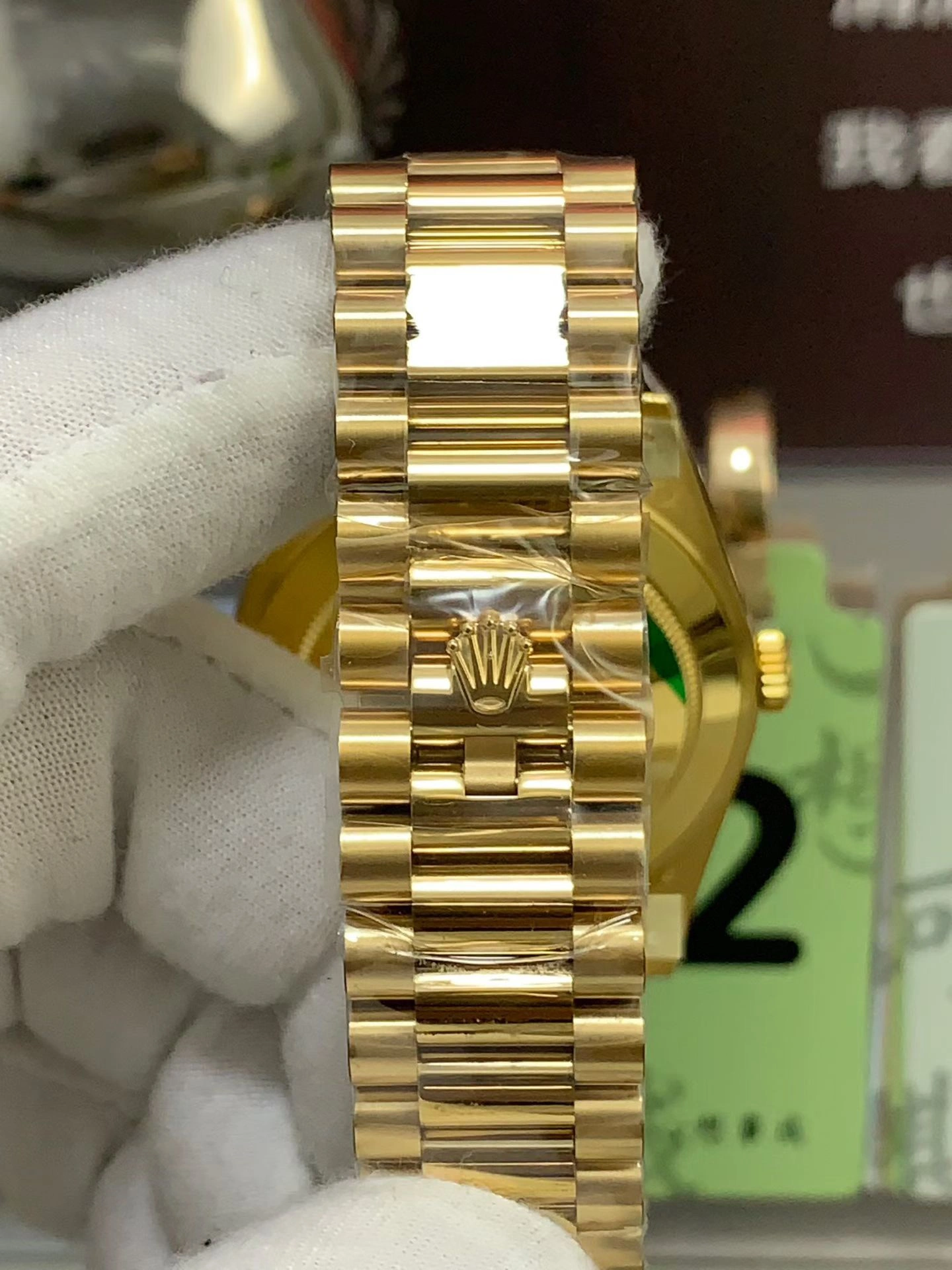 Lightweight CBD Factory Rolex Day-Date 40 Yellow Gold White Baguette Diamond Dial (228238) V2 1:1 Super Clone – DD3255 Movement 133