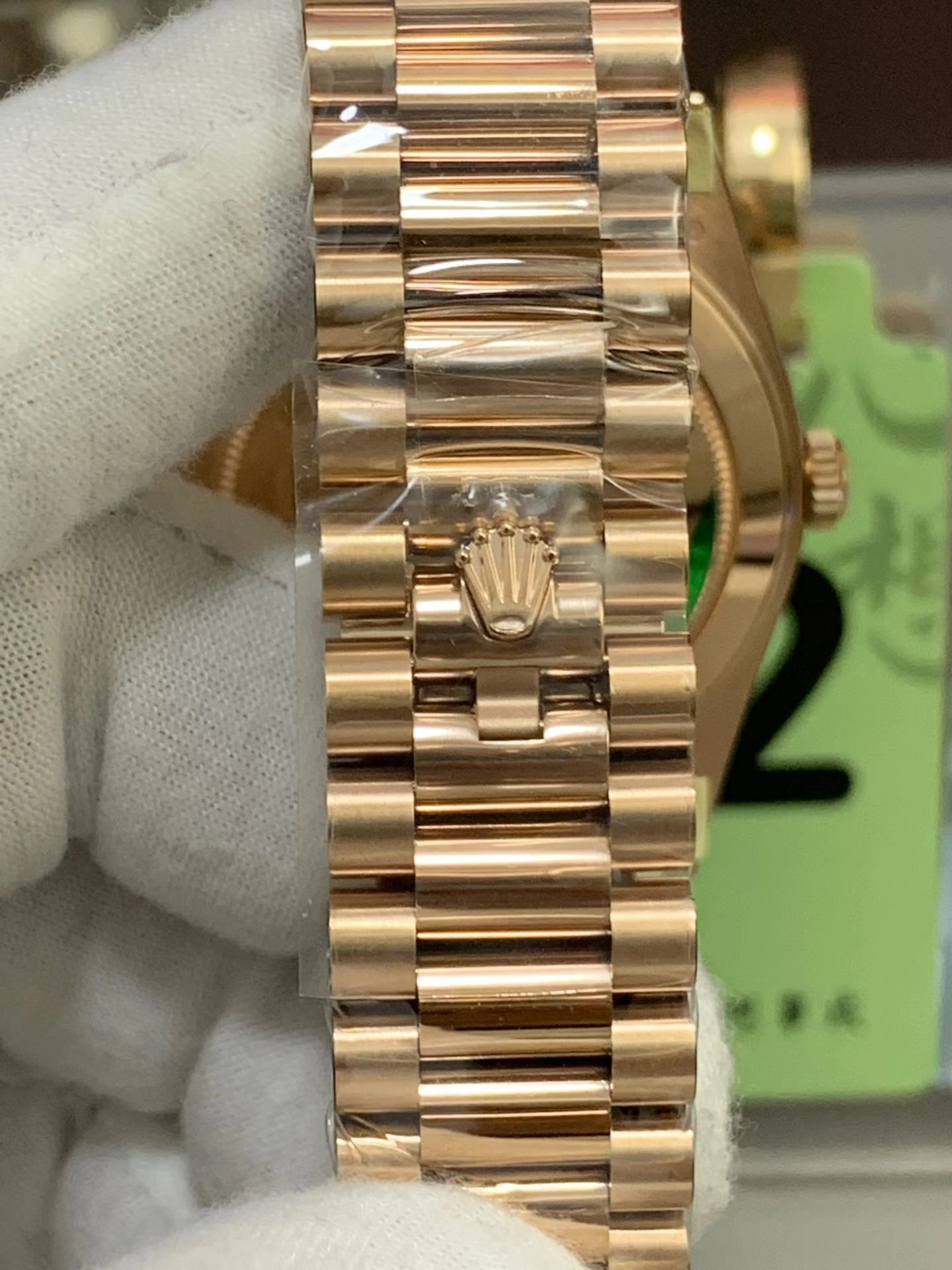CBD Factory Rolex Day-Date 40 Everose Gold White Baguette Diamond Dial (228235) V2 1:1 Super Clone – DD3255 Movement SmartChoice 125