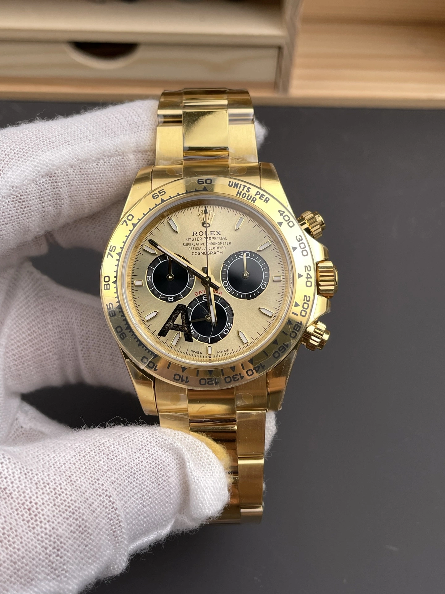 QuickDry CBD Factory Rolex Cosmograph Daytona 40mm Champagne Dial Yellow Gold (126508) 1:1 Super Clone – DD4131 Movement 33