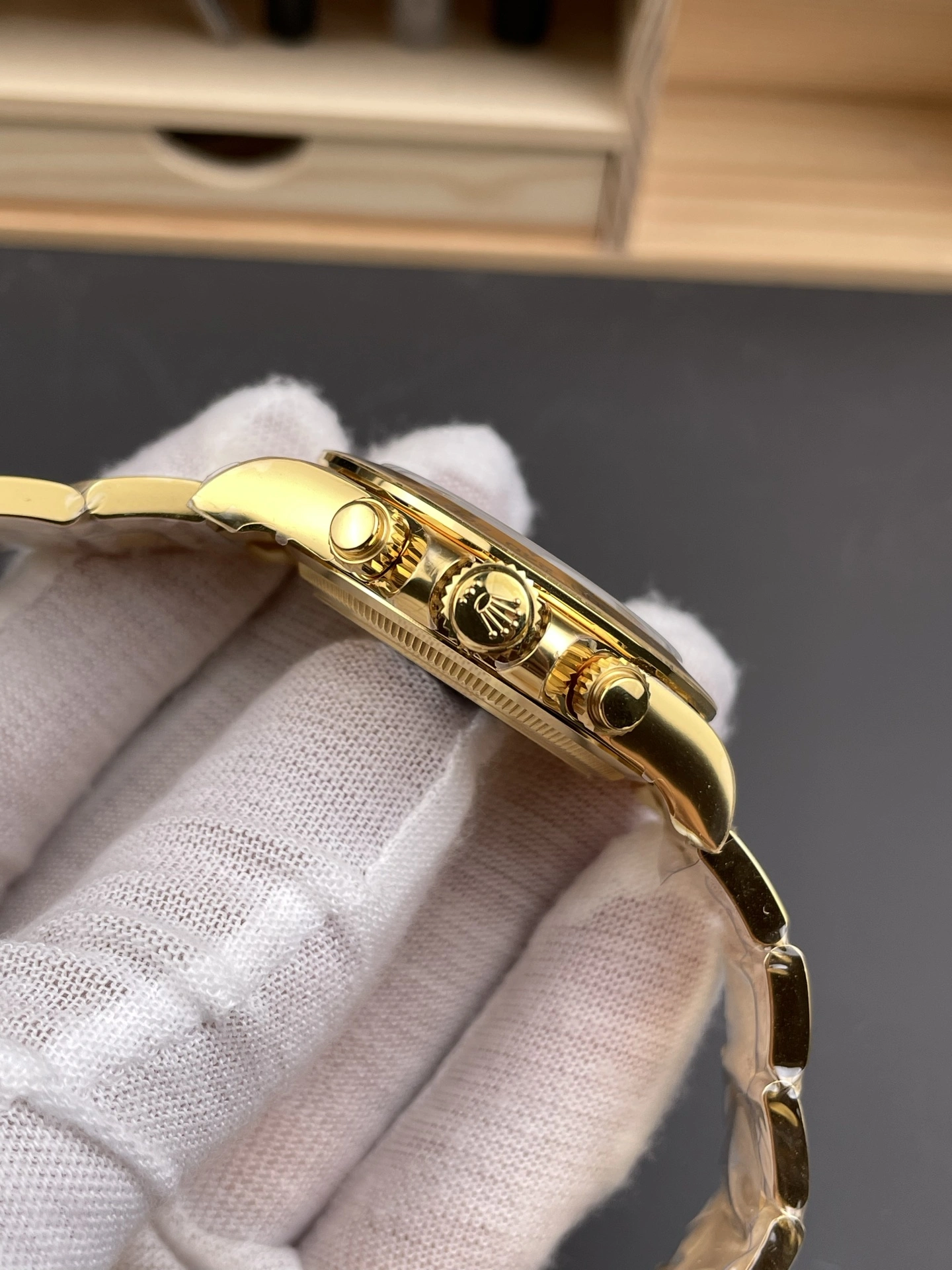 QuickDry CBD Factory Rolex Cosmograph Daytona 40mm Champagne Dial Yellow Gold (126508) 1:1 Super Clone – DD4131 Movement 33
