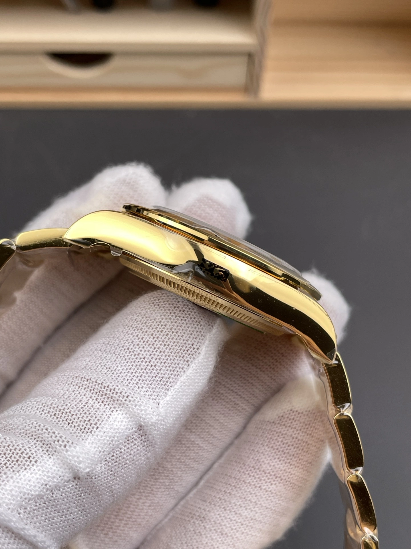 QuickDry CBD Factory Rolex Cosmograph Daytona 40mm Champagne Dial Yellow Gold (126508) 1:1 Super Clone – DD4131 Movement 33