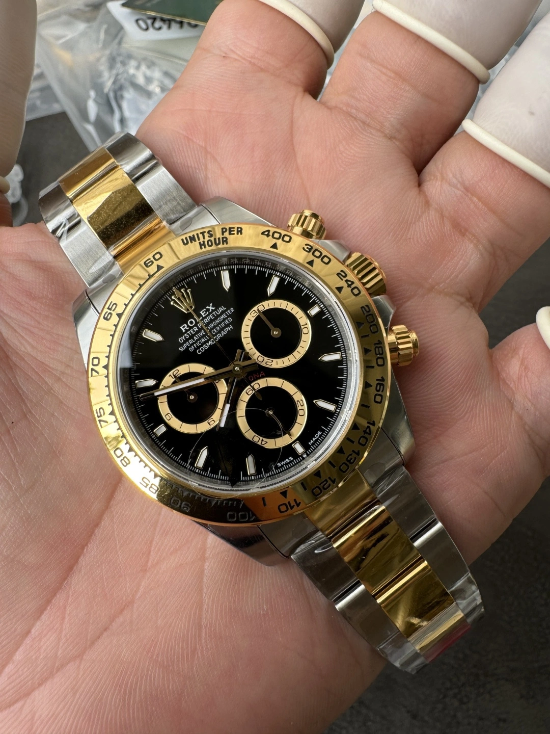 Compact CBD Factory Rolex Cosmograph Daytona Two-Tone Yellow Gold Black Dial (126503) 1:1 Super Clone – DD4131 Movement 21