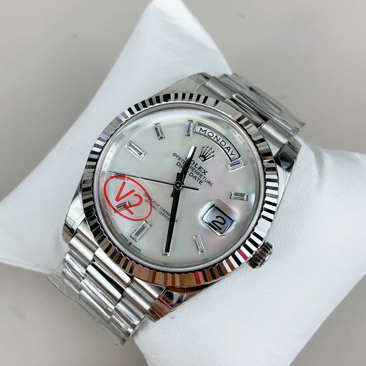 CBD Factory Rolex Day-Date 40 White Mother of Pearl Baguette Diamond Dial (228236) 1:1 Super Clone – DD3255 Movement Efficient 124