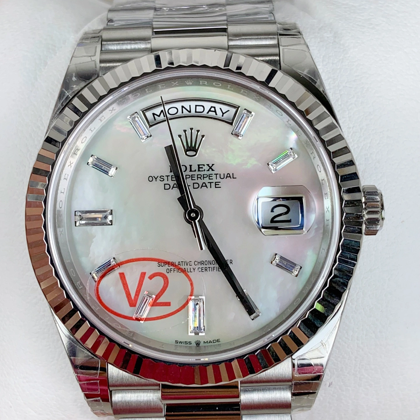CBD Factory Rolex Day-Date 40 White Mother of Pearl Baguette Diamond Dial (228236) 1:1 Super Clone – DD3255 Movement Efficient 124