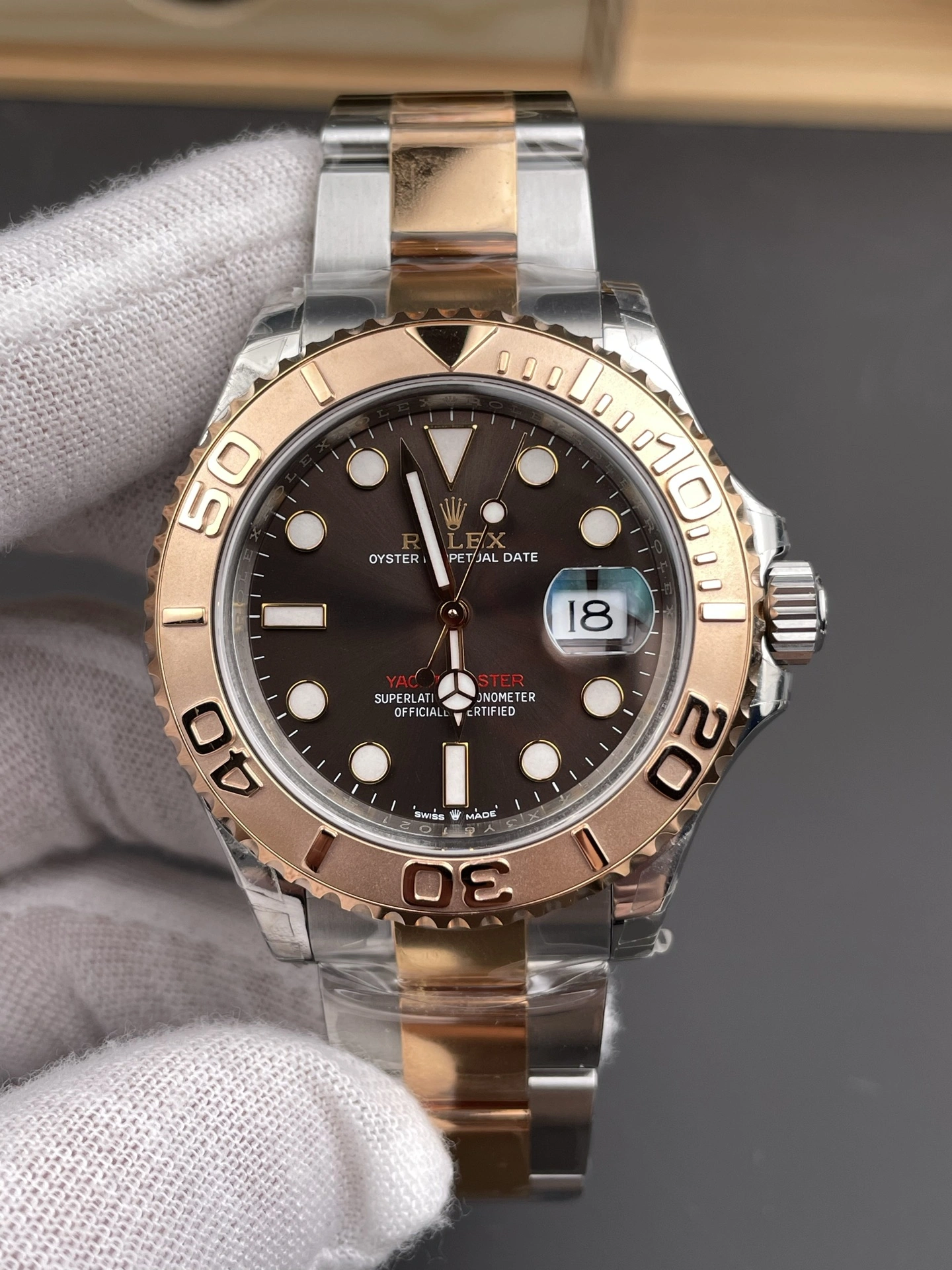 CBD Factory Rolex Yacht-Master 40mm Two-Tone Rose Gold Chocolate Dial Rose Gold Bezel Oyster Bracelet (126621) 1:1 Super Clone – DD3235 Movement ComfortFit 208