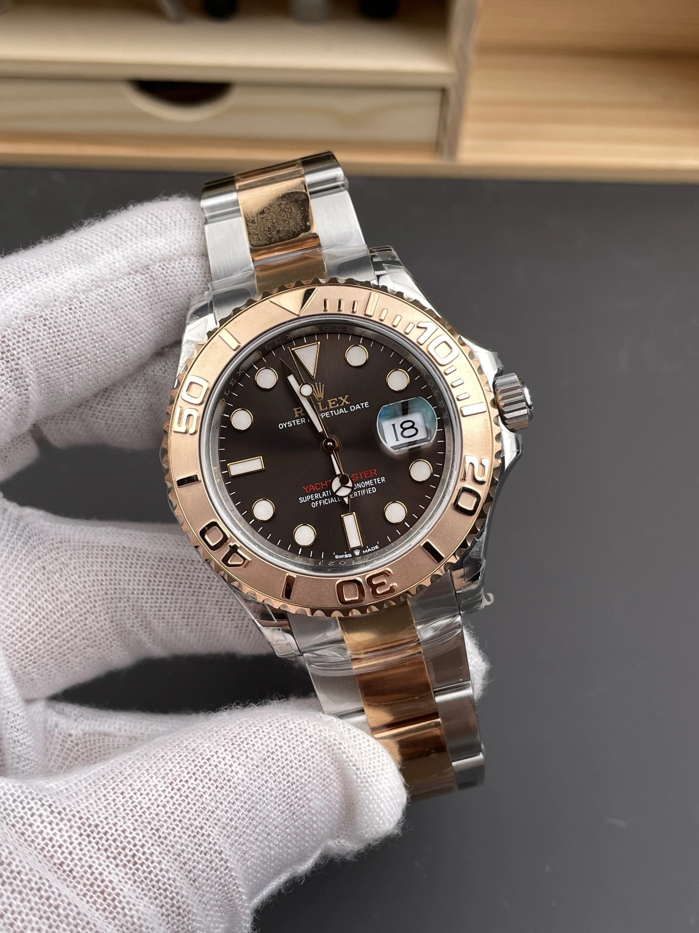 CBD Factory Rolex Yacht-Master 40mm Two-Tone Rose Gold Chocolate Dial Rose Gold Bezel Oyster Bracelet (126621) 1:1 Super Clone – DD3235 Movement ComfortFit 208
