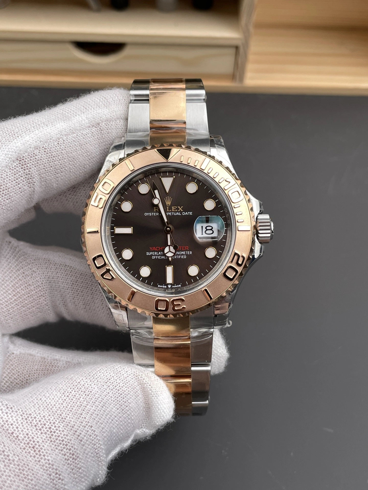 CBD Factory Rolex Yacht-Master 40mm Two-Tone Rose Gold Chocolate Dial Rose Gold Bezel Oyster Bracelet (126621) 1:1 Super Clone – DD3235 Movement ComfortFit 208