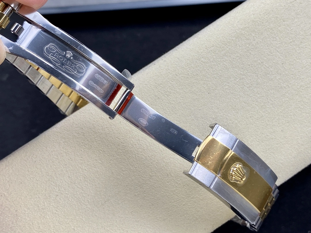 Affordable CBD Factory Rolex Datejust 36 Two-Tone Yellow Gold Golden Fluted Motif Diamond Dial (126233) 1:1 Super Clone – DD3235 Movement 96