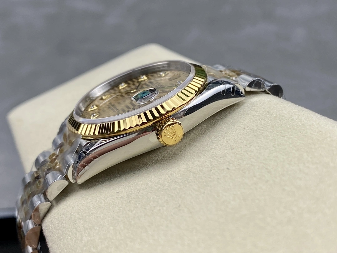 Affordable CBD Factory Rolex Datejust 36 Two-Tone Yellow Gold Golden Fluted Motif Diamond Dial (126233) 1:1 Super Clone – DD3235 Movement 96