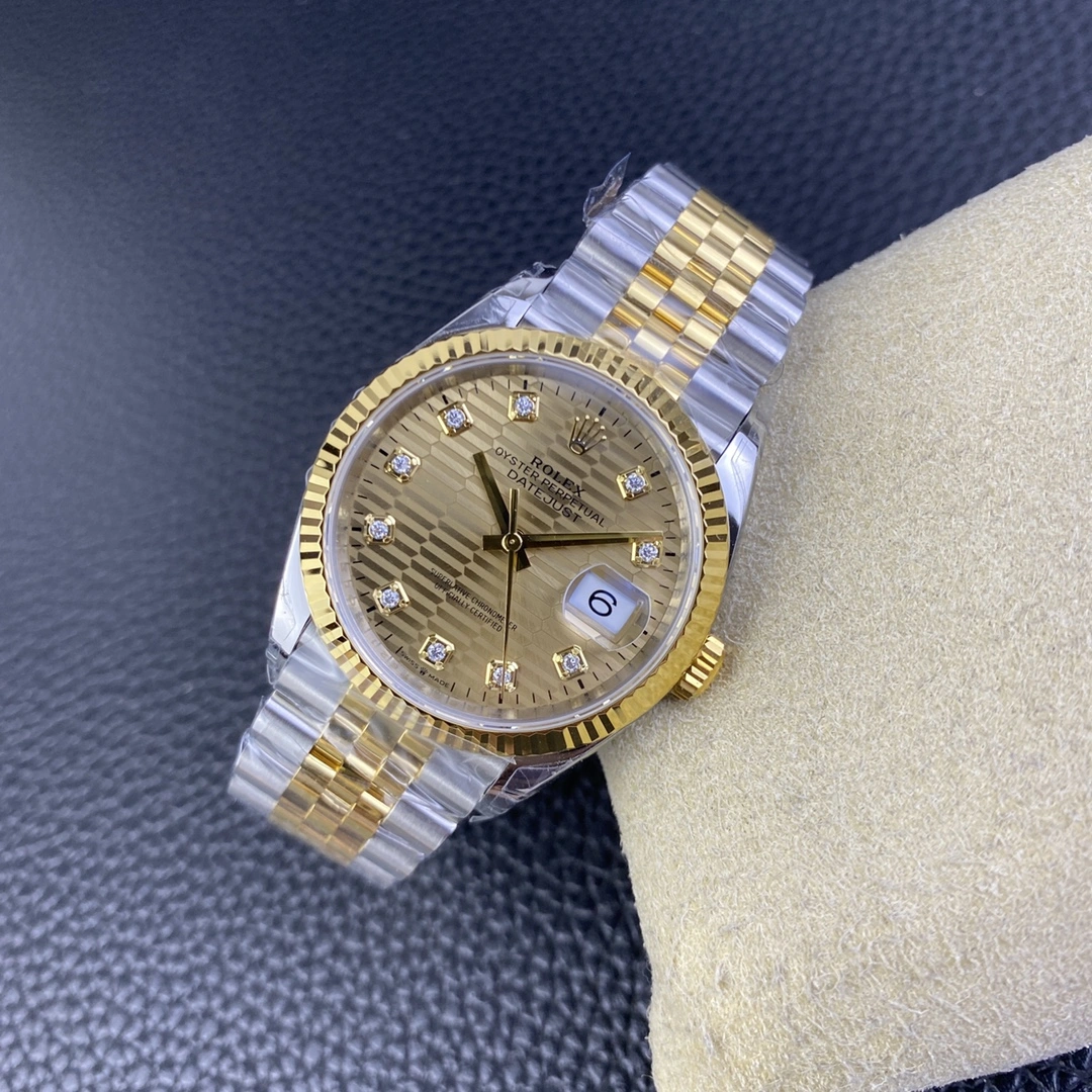 Comfortable CBD Factory Rolex Datejust 36mm Two-Tone Yellow Gold Golden Fluted Motif Diamond Dial Jubilee Bracelet (126233) 1:1 Super Clone – DD3235 Movement 117