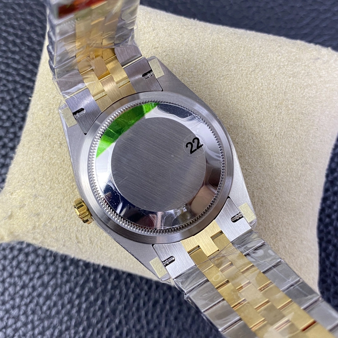 Comfortable CBD Factory Rolex Datejust 36mm Two-Tone Yellow Gold Golden Fluted Motif Diamond Dial Jubilee Bracelet (126233) 1:1 Super Clone – DD3235 Movement 117