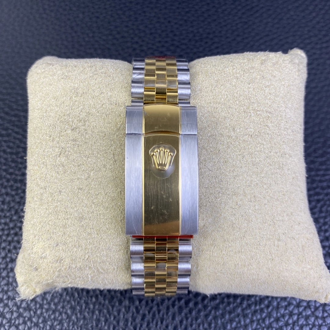 Comfortable CBD Factory Rolex Datejust 36mm Two-Tone Yellow Gold Golden Fluted Motif Diamond Dial Jubilee Bracelet (126233) 1:1 Super Clone – DD3235 Movement 117