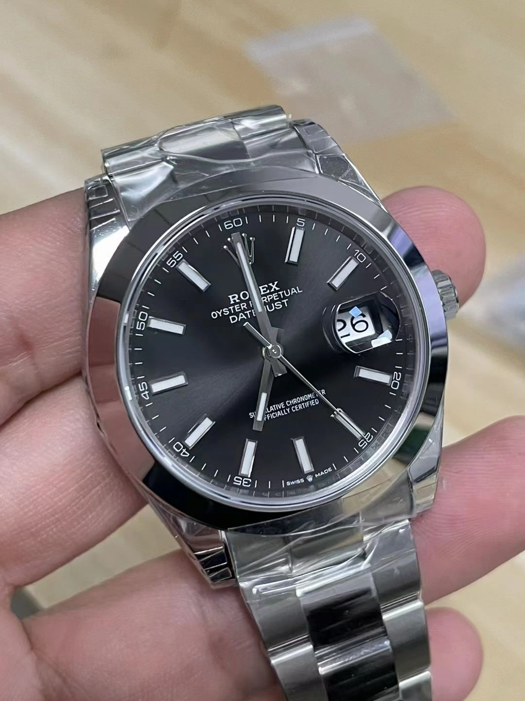 CBD Factory Rolex Datejust 41mm Black Dial Smooth Bezel Oyster Bracelet (126300) 1:1 Super Clone – DD3235 Movement Breathable 49