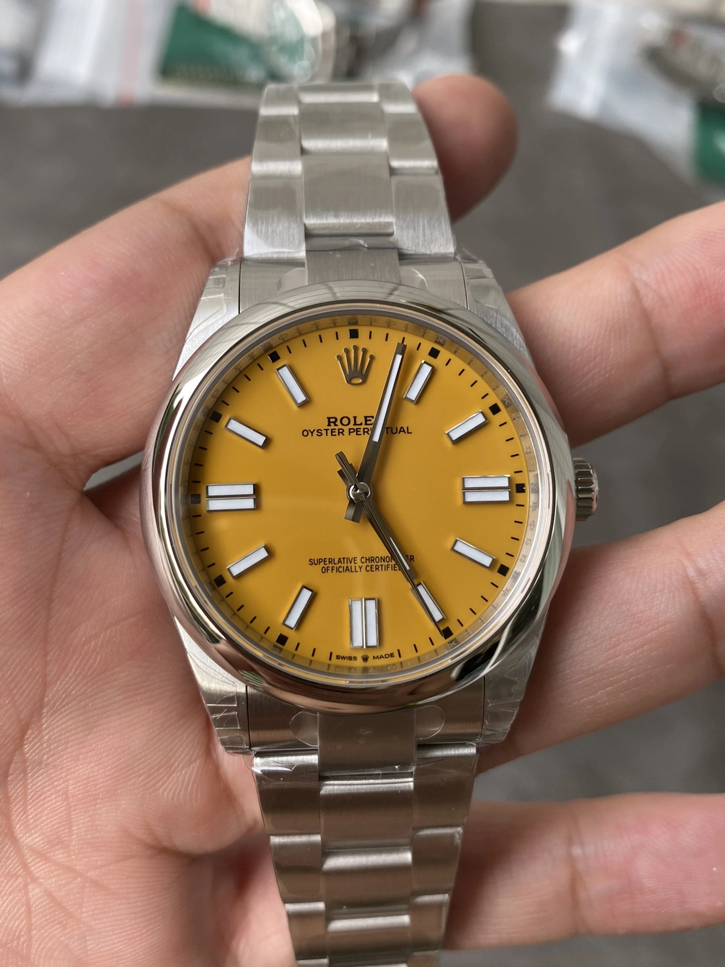 CBD Factory Rolex Oyster Perpetual 41mm Yellow Dial Smooth Bezel Oyster Bracelet(124300) 1:1 Super Clone – DD3230 Movement SportInspired 164