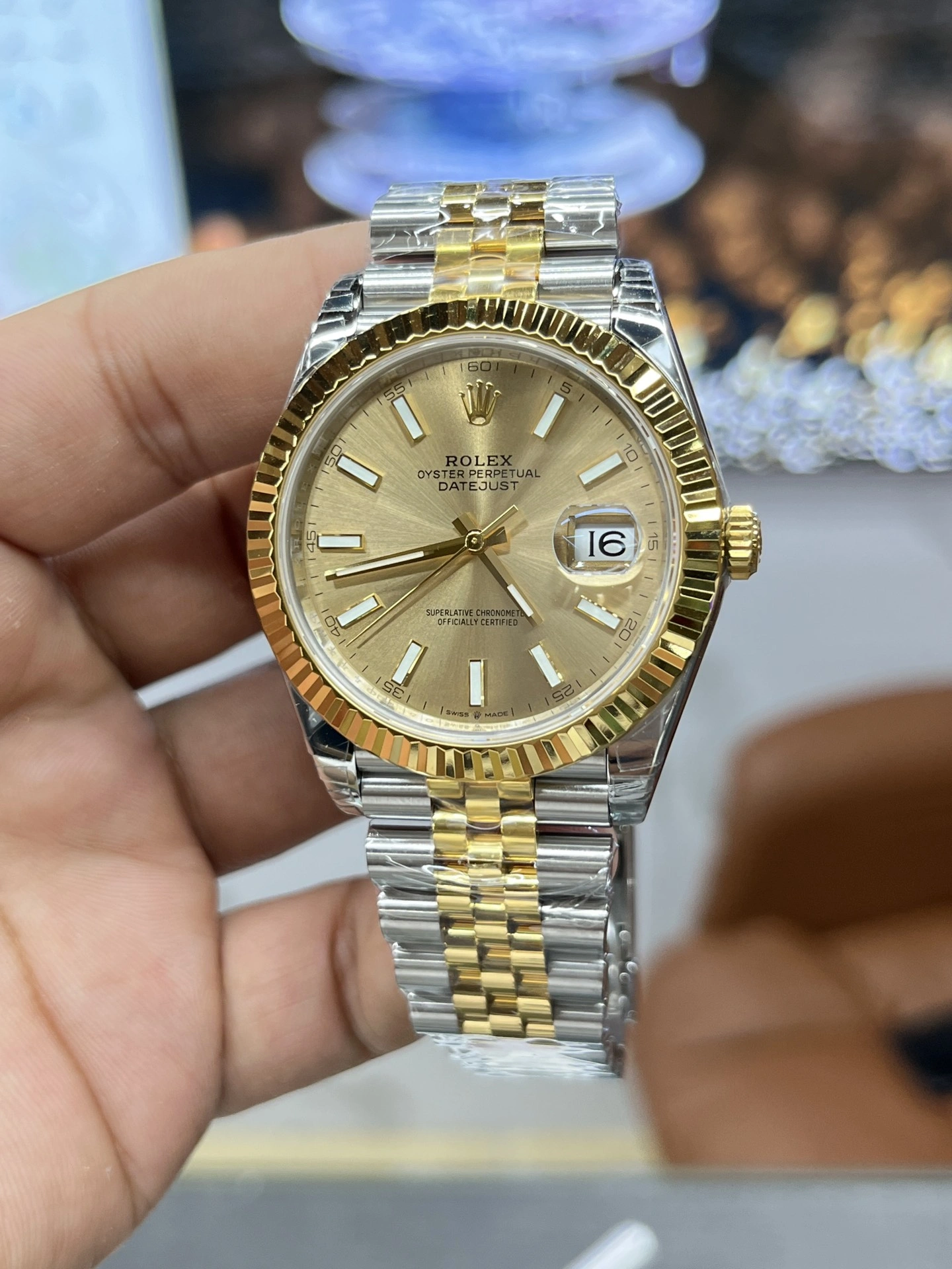 CBD Factory Rolex Datejust 41mm Two-Tone Yellow Gold Champagne Dial Fluted Bezel Jubilee Bracelet (126333) 1:1 Super Clone – DD3235 Movement HighPerformance 55