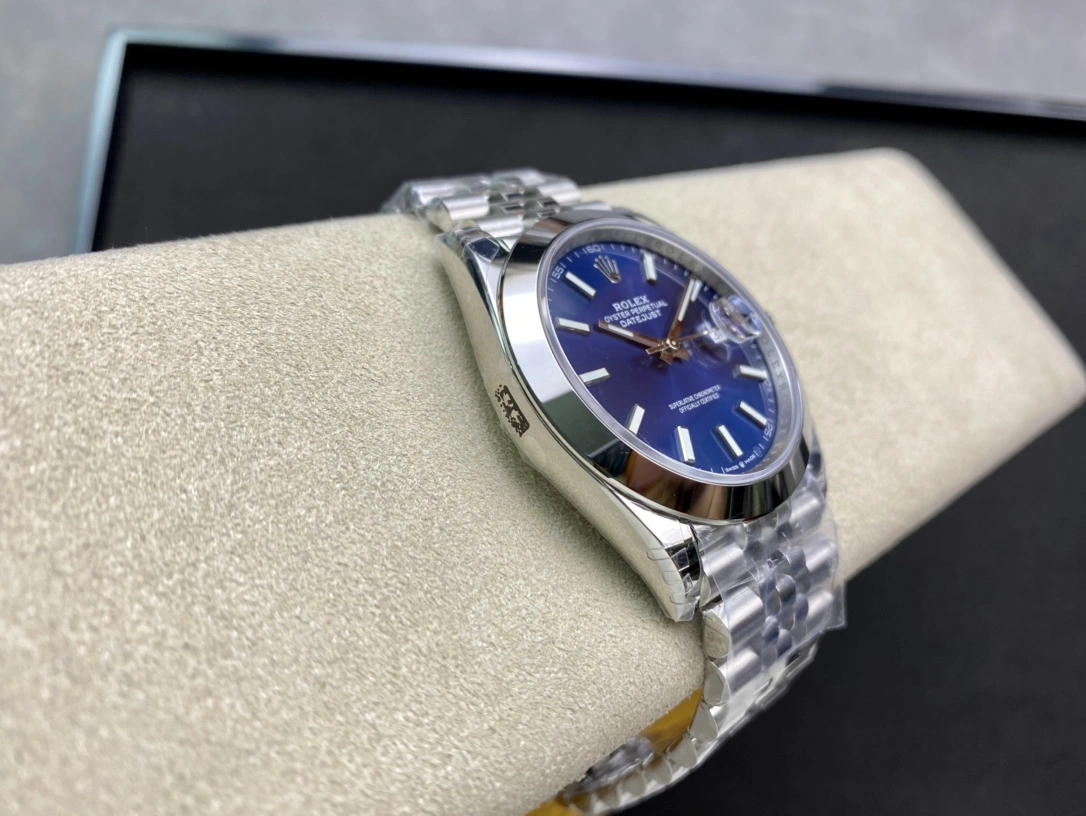 Functional CBD Factory Rolex Datejust 41mm Blue Sunburst Dial Smooth Bezel Jubilee Bracelet (126300) 1:1 Super Clone – DD3235 Movement 53