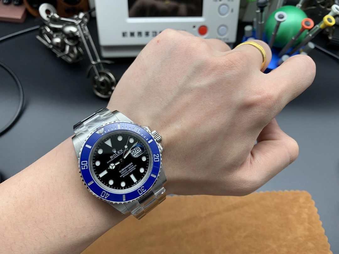 StreetReady CBD Factory Rolex Submariner Date “Cookie Monster” Blue Bezel 41mm (126619LB) 1:1 Super Clone – DD3235 Movement 206
