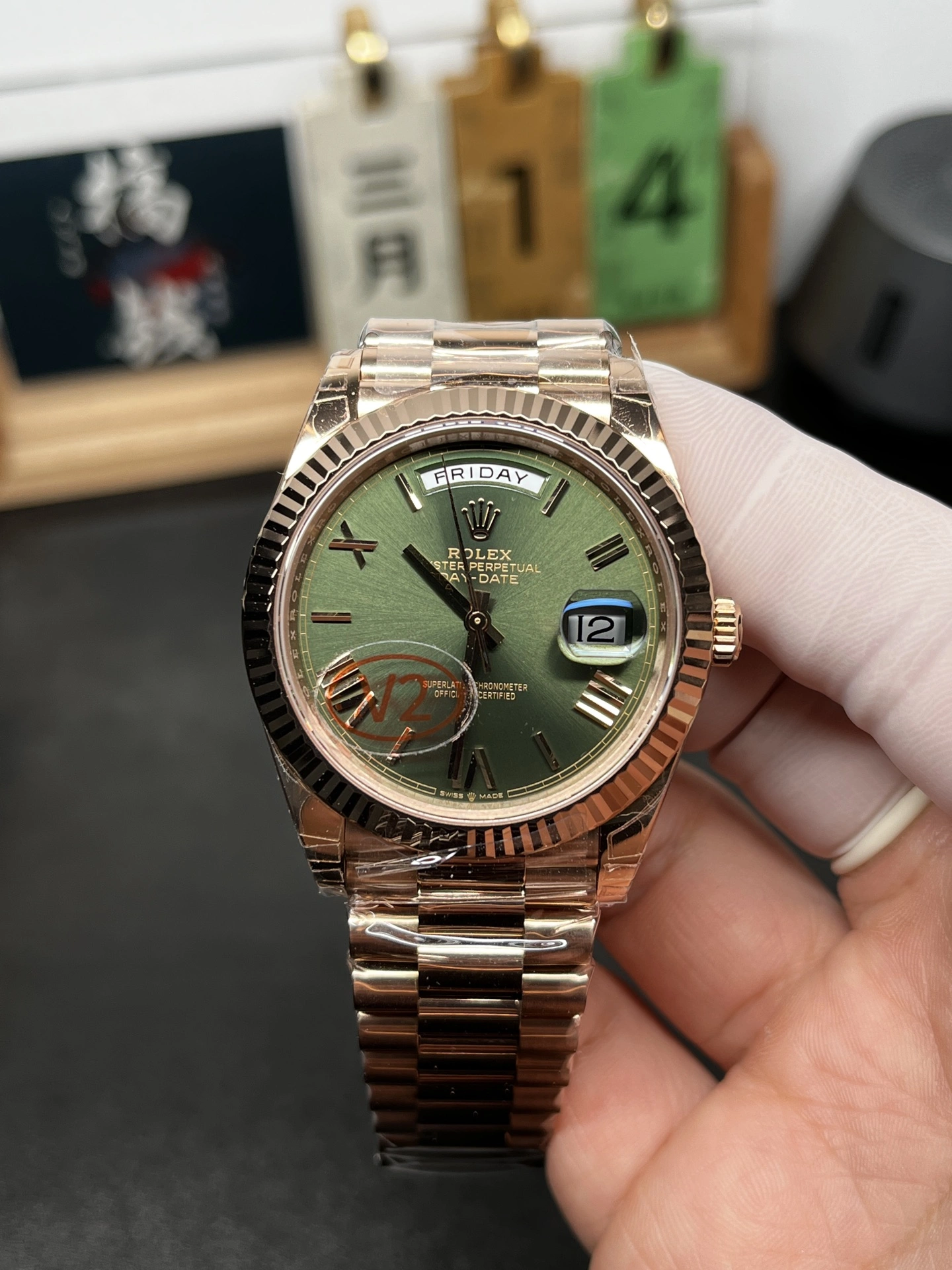Thermal CBD Factory (V2) Rolex Day-Date 40mm Rose Gold Olive Green Sunburst Roman Dial Fluted Bezel President Bracelet (228235) 1:1 Super Clone – DD3255 Movement 126
